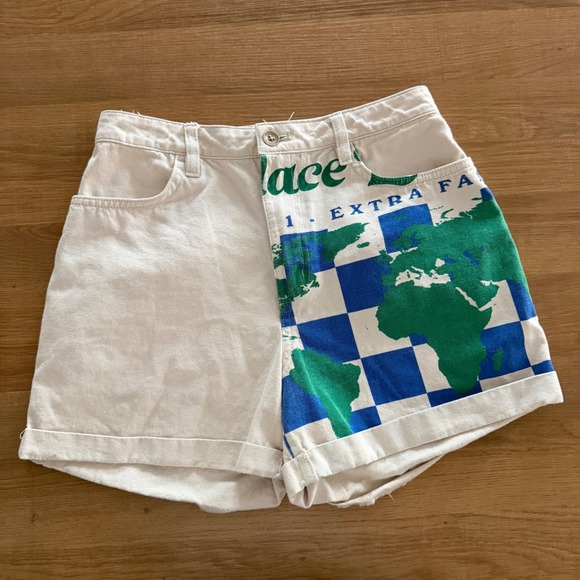 Vans Pants - Vans No Place Like Home World Map Graphic Canvas Shorts Off White Size 27